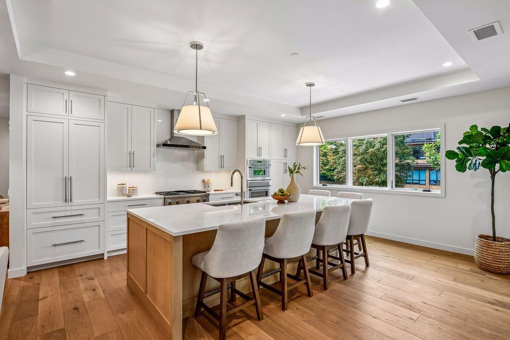 150 Broadway Avenue S 2A, Wayzata, MN 55391 — photo 5