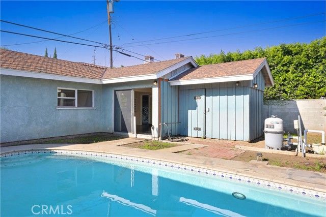 10055 Mattock, Downey, CA 90240