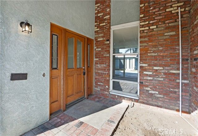 10055 Mattock, Downey, CA 90240