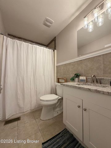 421 Franklin Ave, Elizabethtown, KY 42701