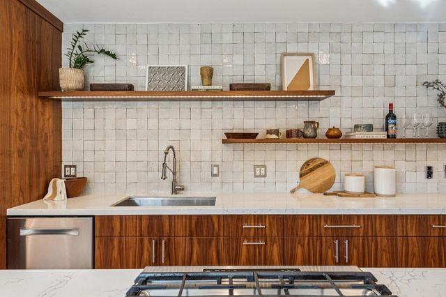 6445 6445 Irwin Ct, Oakland, CA 94609