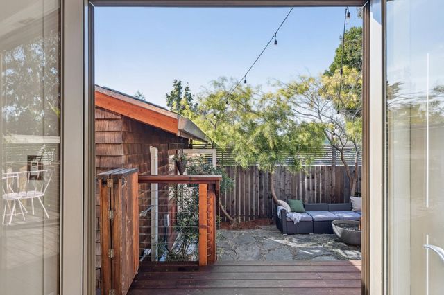 6445 6445 Irwin Ct, Oakland, CA 94609