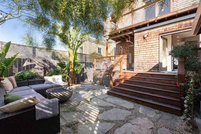 6445 6445 Irwin Ct, Oakland, CA 94609