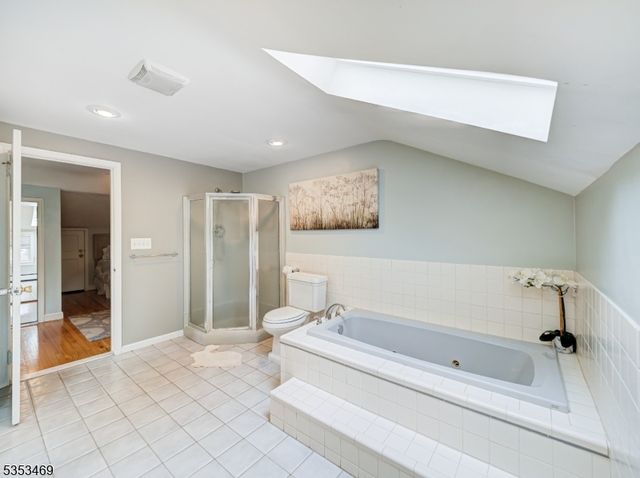 107 Farragut Rd, North Plainfield Boro, NJ 07062