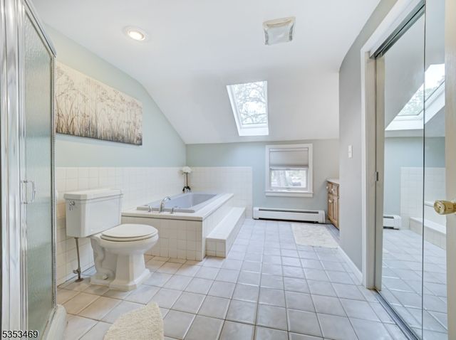 107 Farragut Rd, North Plainfield Boro, NJ 07062