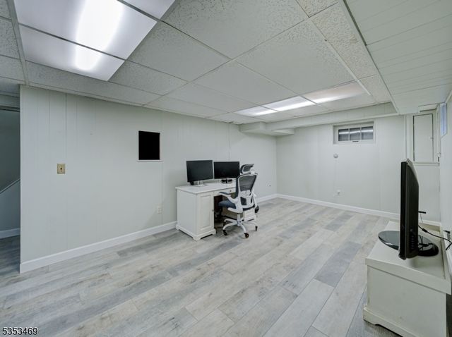 107 Farragut Rd, North Plainfield Boro, NJ 07062