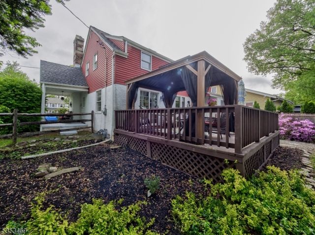 107 Farragut Rd, North Plainfield Boro, NJ 07062