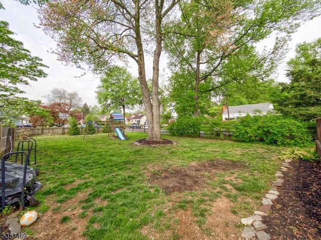107 Farragut Rd, North Plainfield Boro, NJ 07062