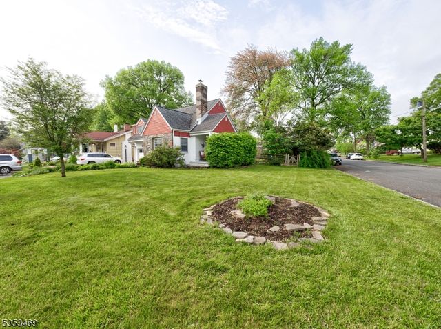 107 Farragut Rd, North Plainfield Boro, NJ 07062