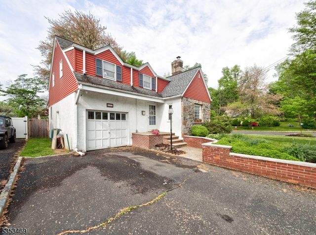 107 Farragut Rd, North Plainfield Boro, NJ 07062
