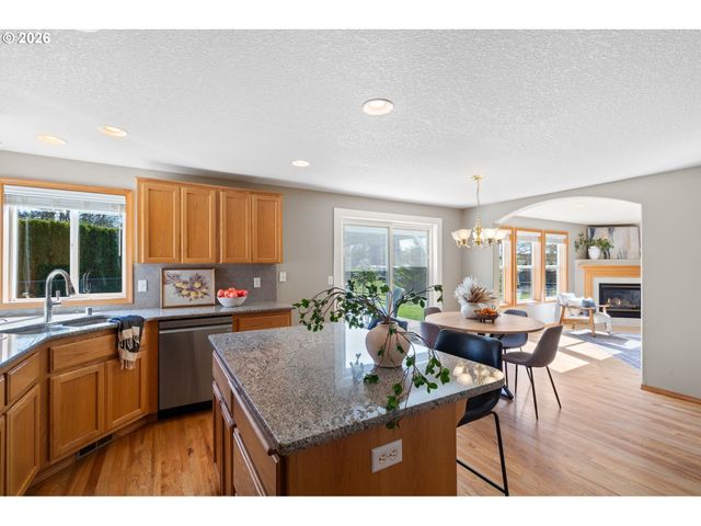 15409 Ne 179TH Cir, Brush Prairie, WA 98606