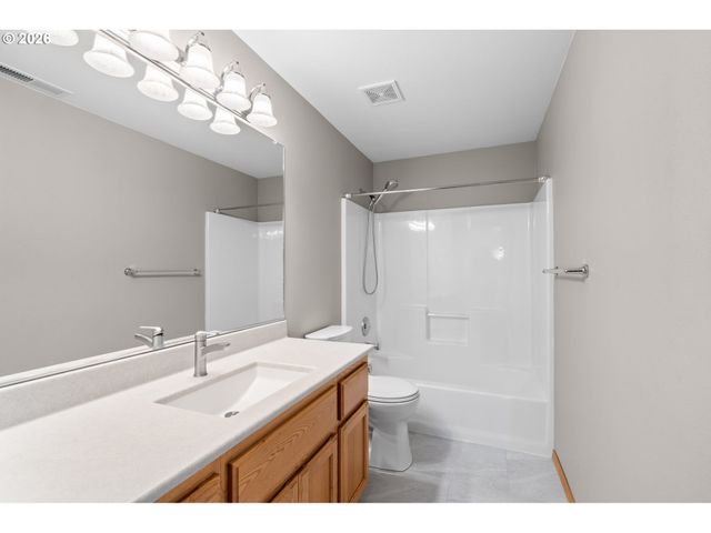 15409 Ne 179TH Cir, Brush Prairie, WA 98606