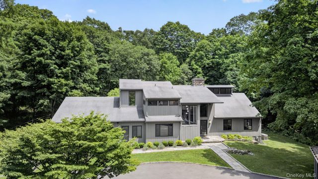 230 E Middle Patent Road, Bedford, NY 10506