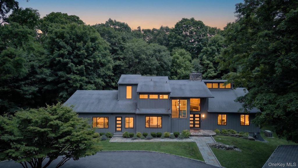 230 E Middle Patent Road, Bedford, NY 10506