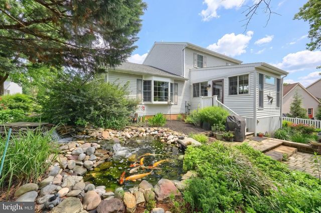 705 WASHINGTON AVE, Hanover, PA 17331