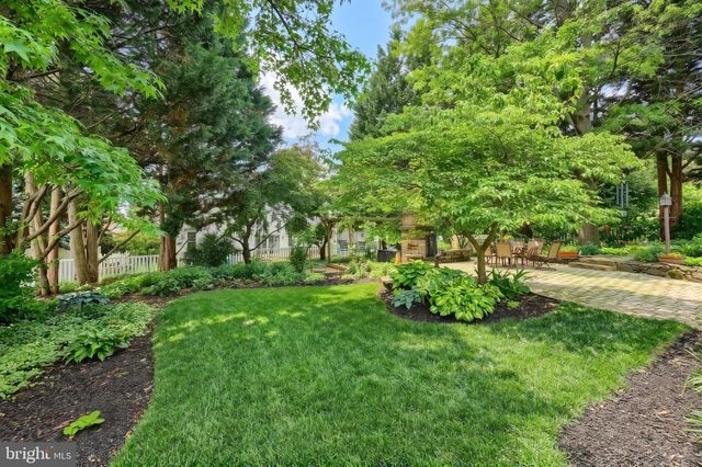 705 WASHINGTON AVE, Hanover, PA 17331