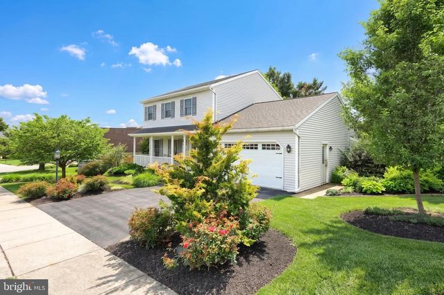 705 WASHINGTON AVE, Hanover, PA 17331