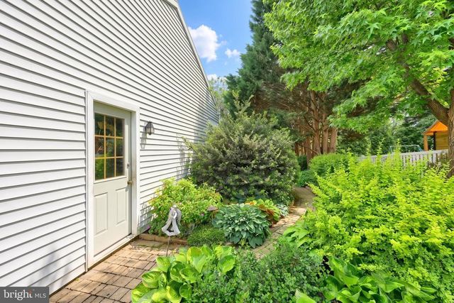 705 WASHINGTON AVE, Hanover, PA 17331