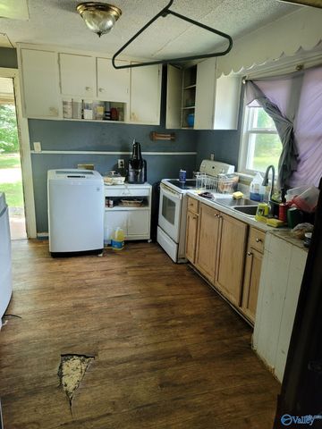2810 Union Drive NW, Huntsville, AL 35816
