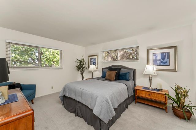 5249 Diablo Dr, Sacramento, CA 95842
