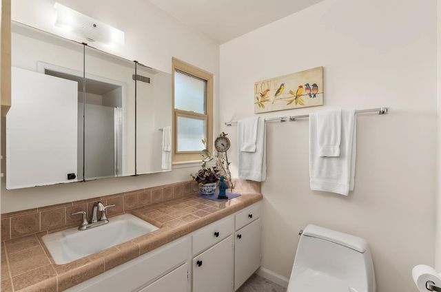 5249 Diablo Dr, Sacramento, CA 95842