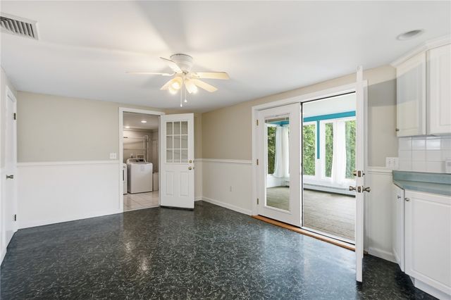 54 Winthrop Street, East Providence, RI 02915