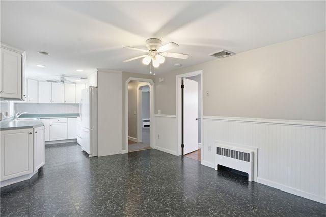 54 Winthrop Street, East Providence, RI 02915