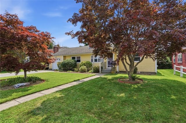 54 Winthrop Street, East Providence, RI 02915
