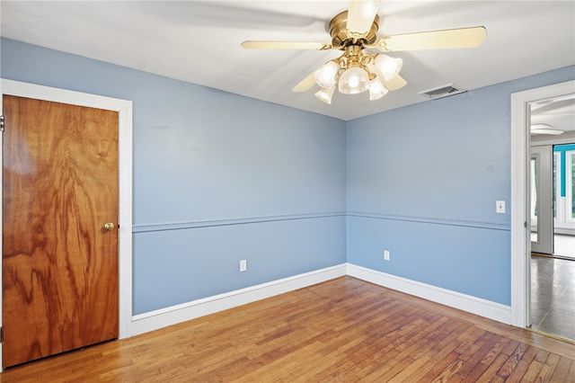 54 Winthrop Street, East Providence, RI 02915