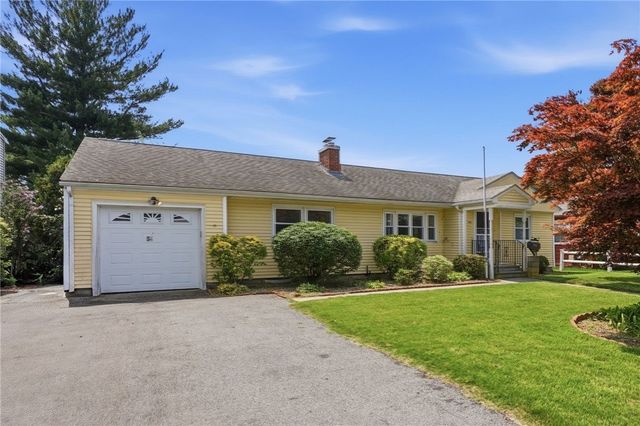 54 Winthrop Street, East Providence, RI 02915