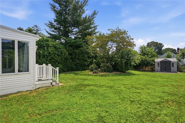 54 Winthrop Street, East Providence, RI 02915