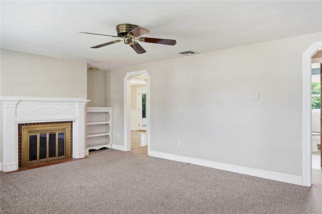 54 Winthrop Street, East Providence, RI 02915