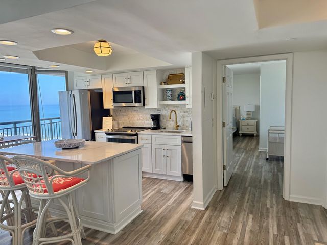 8560 Queensway Blvd Apt 1703, Myrtle Beach, SC 29572