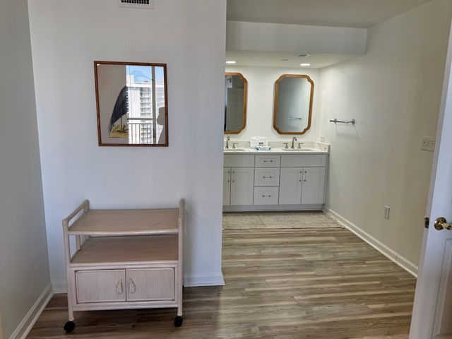 8560 Queensway Blvd Apt 1703, Myrtle Beach, SC 29572