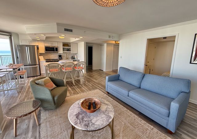 8560 Queensway Blvd Apt 1703, Myrtle Beach, SC 29572