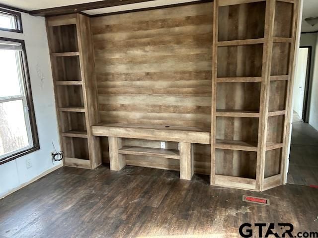 20871 Woodwind Dr, Chandler, TX 75758