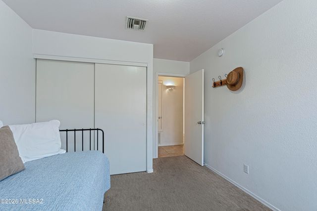 1464 W Waterford Drive, Tucson, AZ 85746