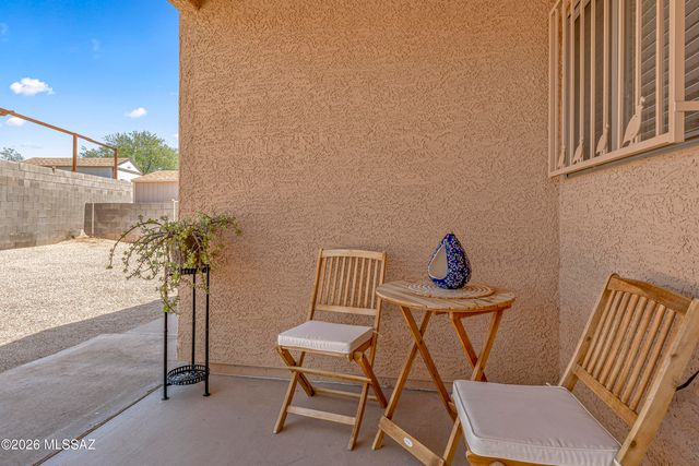 1464 W Waterford Drive, Tucson, AZ 85746