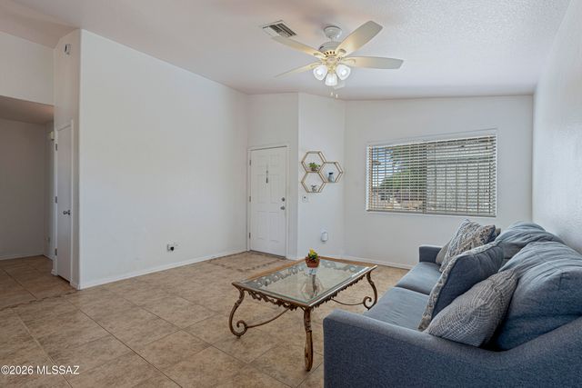 1464 W Waterford Drive, Tucson, AZ 85746