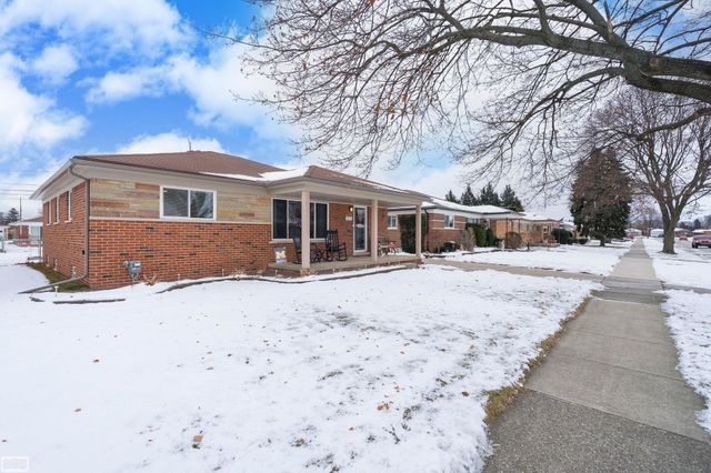 28328 Palm Beach Drive, Warren, MI 48093