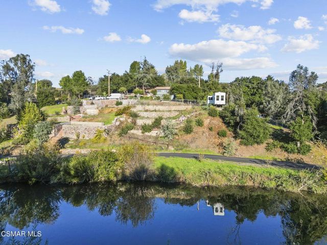 2374 Laguna Circle Road, Agoura Hills, CA 91301