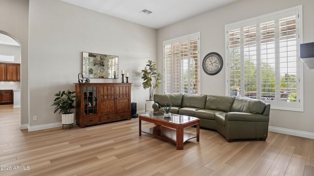 31613 N 19TH Avenue, Phoenix, AZ 85085