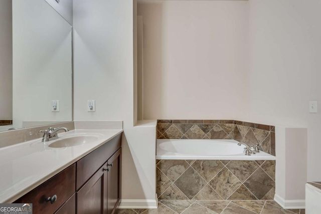 9005 Woodland Trail, Alpharetta, GA 30009