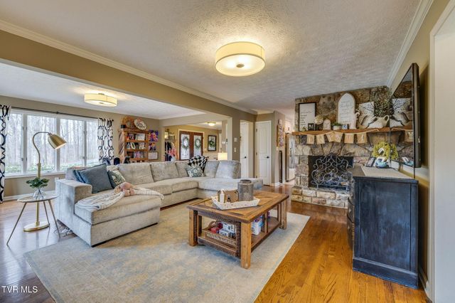 2506 Beechwood Drive, Elizabethton, TN 37643