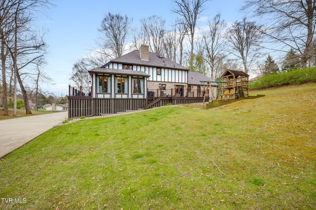 2506 Beechwood Drive, Elizabethton, TN 37643