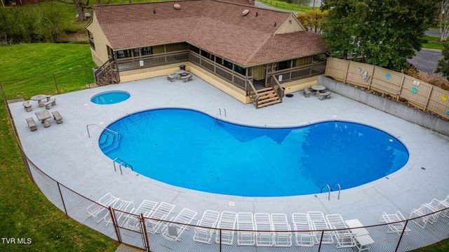 2506 Beechwood Drive, Elizabethton, TN 37643