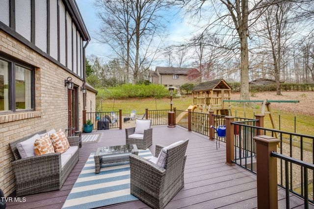 2506 Beechwood Drive, Elizabethton, TN 37643