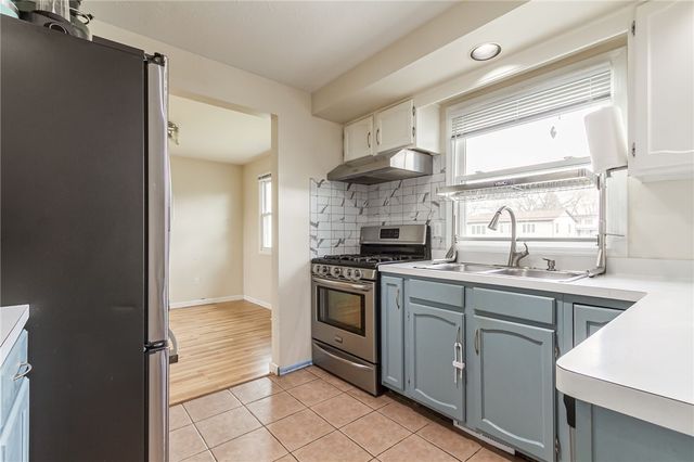 49 Rogers Drive, Gates, NY 14606