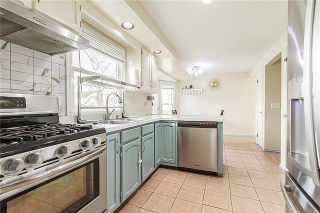 49 Rogers Drive, Gates, NY 14606