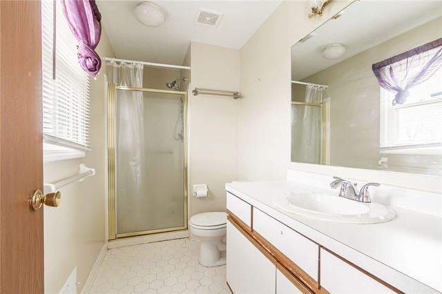 49 Rogers Drive, Gates, NY 14606